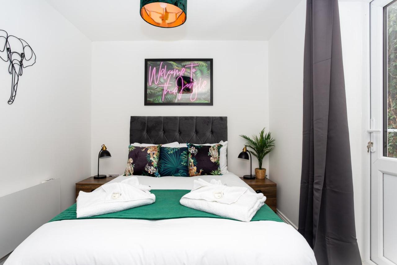 The Old Station Apartments By Sorted Stay Southend-on-Sea Exterior foto