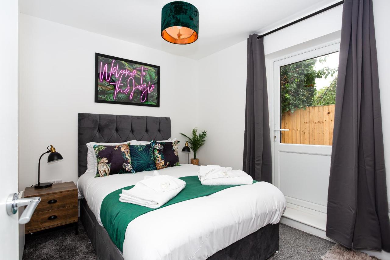 The Old Station Apartments By Sorted Stay Southend-on-Sea Exterior foto