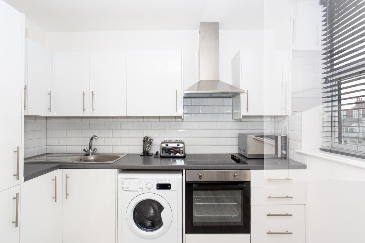 The Old Station Apartments By Sorted Stay Southend-on-Sea Exterior foto