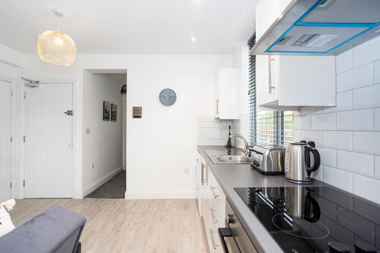 The Old Station Apartments By Sorted Stay Southend-on-Sea Exterior foto