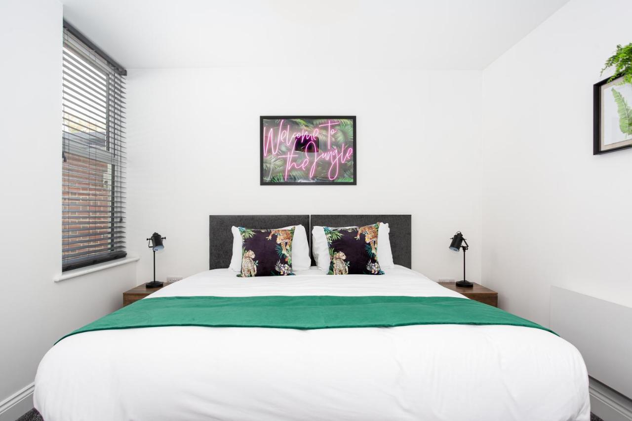 The Old Station Apartments By Sorted Stay Southend-on-Sea Exterior foto